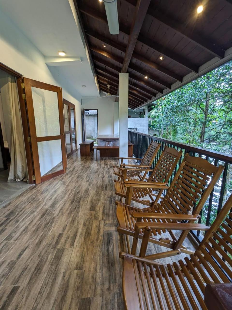 Old Bridge Riverside Hotel Kitulgala Exterior foto